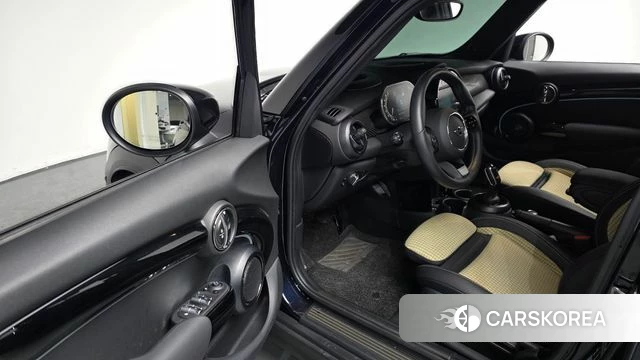 Mini Cooper S id 3831775 из Кореи 20