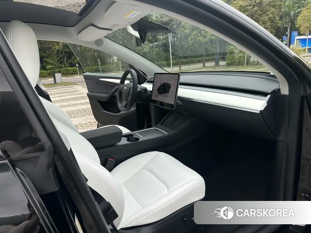 Tesla Model Y id 3993800 из Китая 22