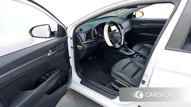 Hyundai Avante AD id 3465035 из Кореи 20