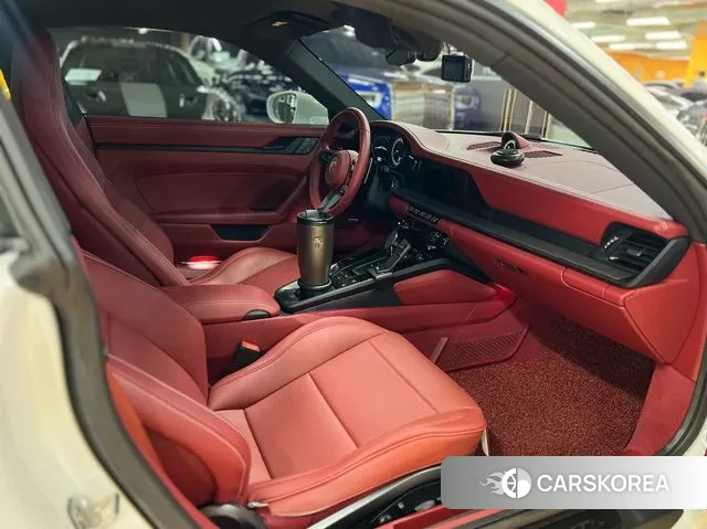 Porsche 911(992) id 3365358 из Кореи 20