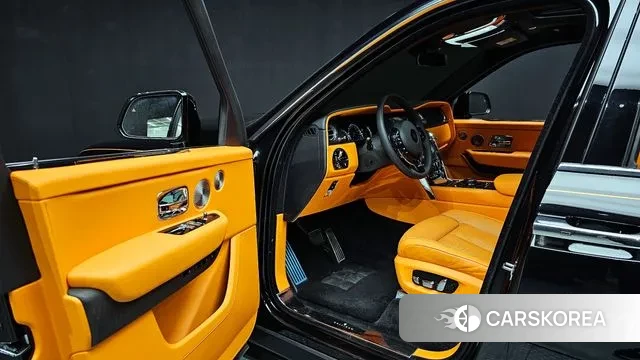 Rolls-Royce Cullinan id 3104461 из Кореи 20