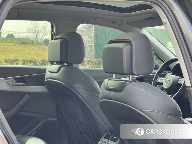 Audi A4L id 4333222 из Китая 17