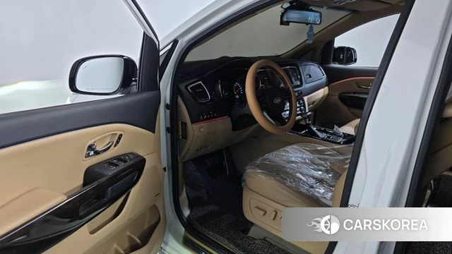 Kia The New Carnival id 4637977 из Кореи 36