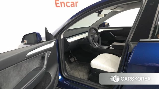 Tesla Model Y id 4474772 из Кореи 32
