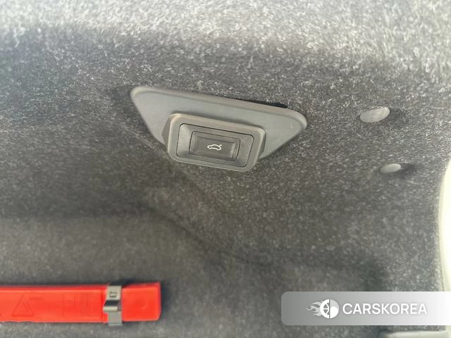 Volvo S60 id 3875906 из Китая 26