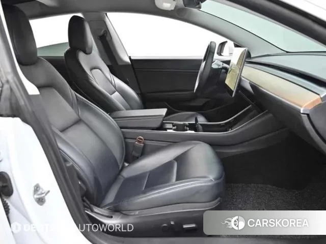 Tesla Model 3 id 3106695 из Кореи 20