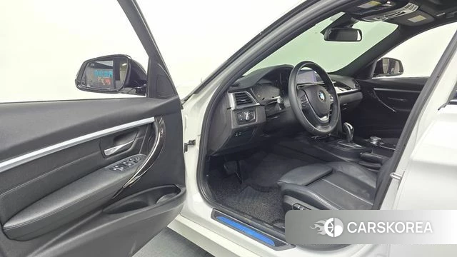 BMW 3 Series (F30) id 4180500 из Кореи 20