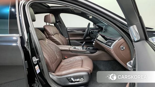 BMW 7 Series (G11) id 3884224 из Кореи 20