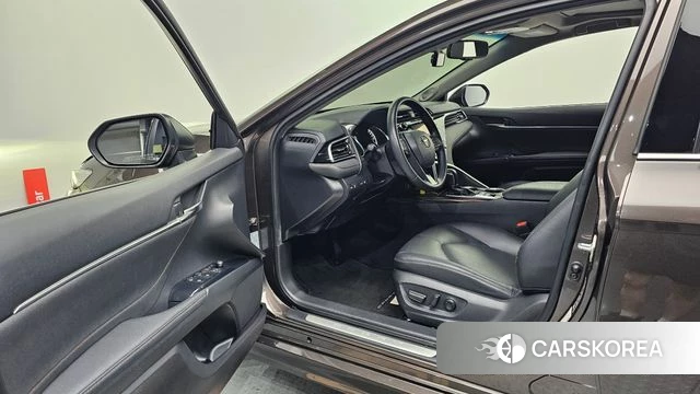 Toyota Camry (XV70) id 4689495 из Кореи 19