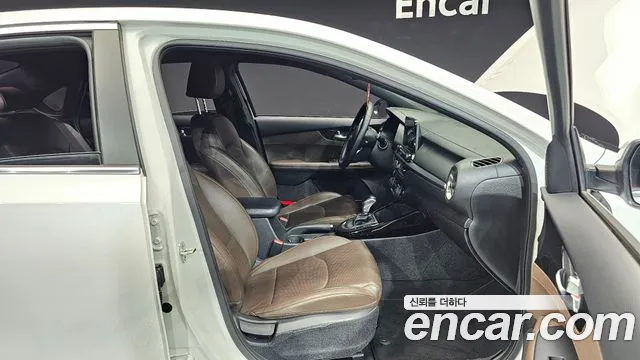 Kia Come New K3 id 2765804 из Кореи 20