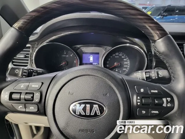 Kia The New Carnival id 2881050 из Кореи 20