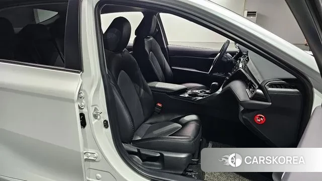 Toyota Camry (XV70) id 3045349 из Кореи 20