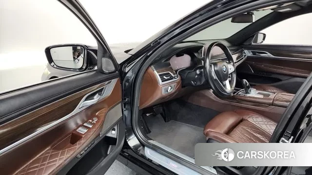 BMW 7 Series (G11) id 3675916 из Кореи 20