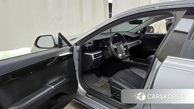 Hyundai Grandeur (GN7) id 3726394 из Кореи 20