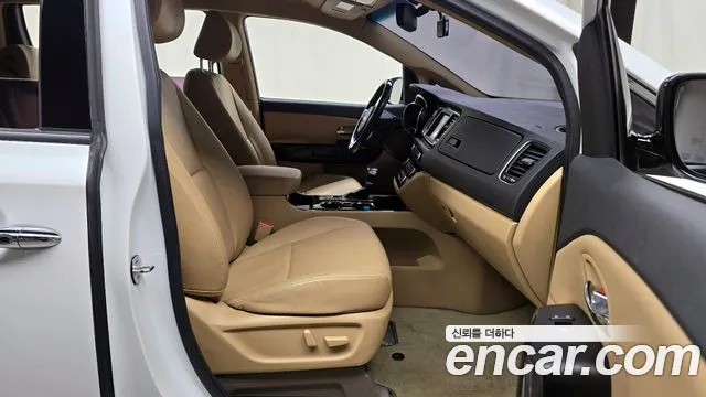 Kia The New Carnival id 2424995 из Кореи 20