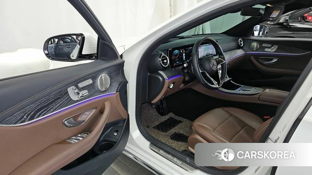 Mercedes-Benz E-Class W213 id 3799101 из Кореи 20