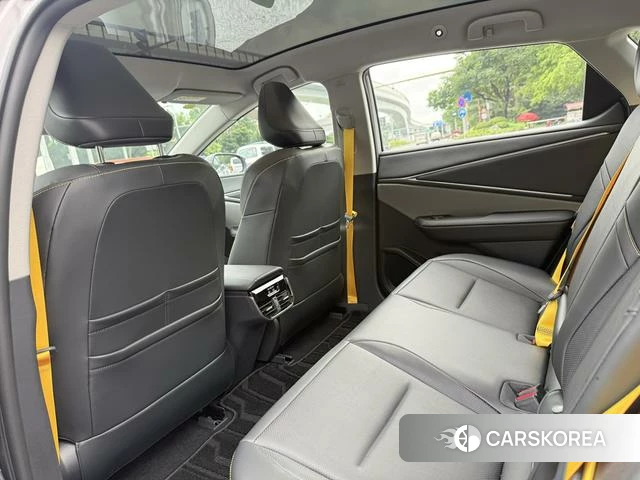 Toyota bZ5 id 4353569 из Китая 20