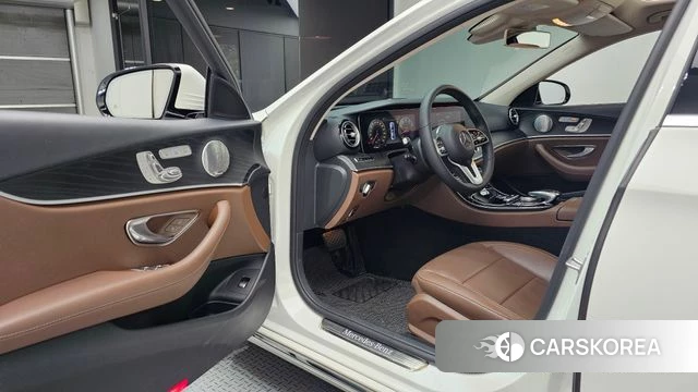 Mercedes-Benz E-Class W213 id 4416945 из Кореи 32