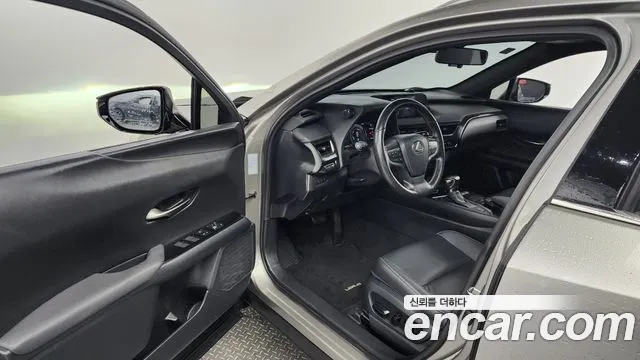 Lexus UX250h id 2651743 из Кореи 20