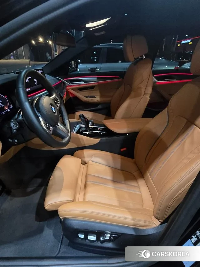 BMW 5 Series (G30) id 2900738 из Кореи 13