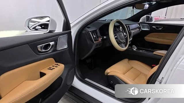 Volvo V60 Cross-Country 2nd Generation id 3342060 из Кореи 20