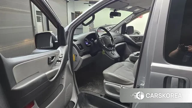 Hyundai The New Grand Starex id 3098648 из Кореи 20