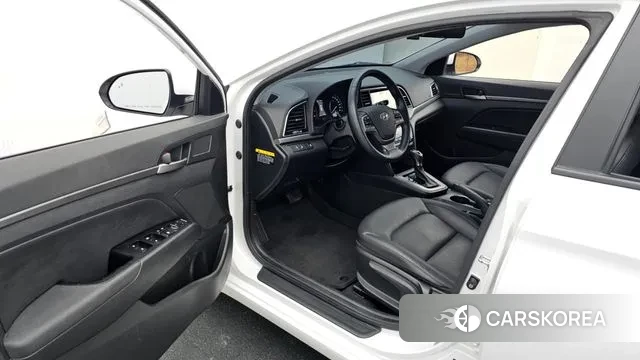 Hyundai Avante AD id 3515313 из Кореи 20