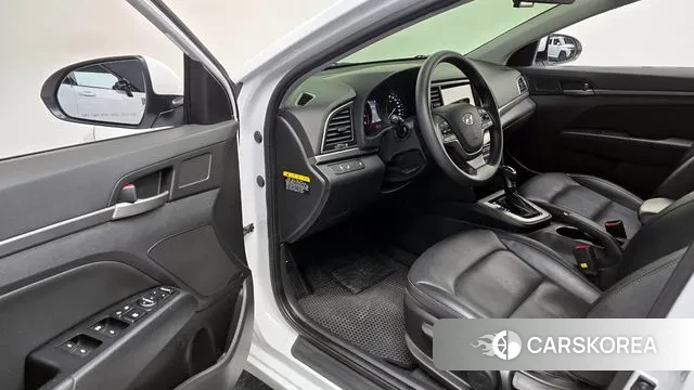 Hyundai Avante AD id 3779106 из Кореи 20