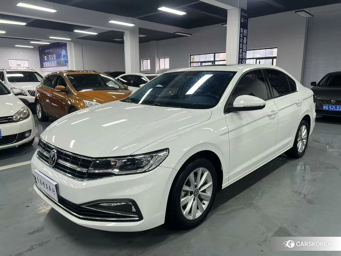Volkswagen Bora id 4492669 из Китая 10