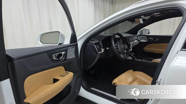 Volvo V60 Cross-Country 2nd Generation id 3911590 из Кореи 20