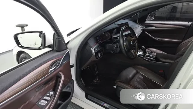 BMW 5 Series (G30) id 3024175 из Кореи 20