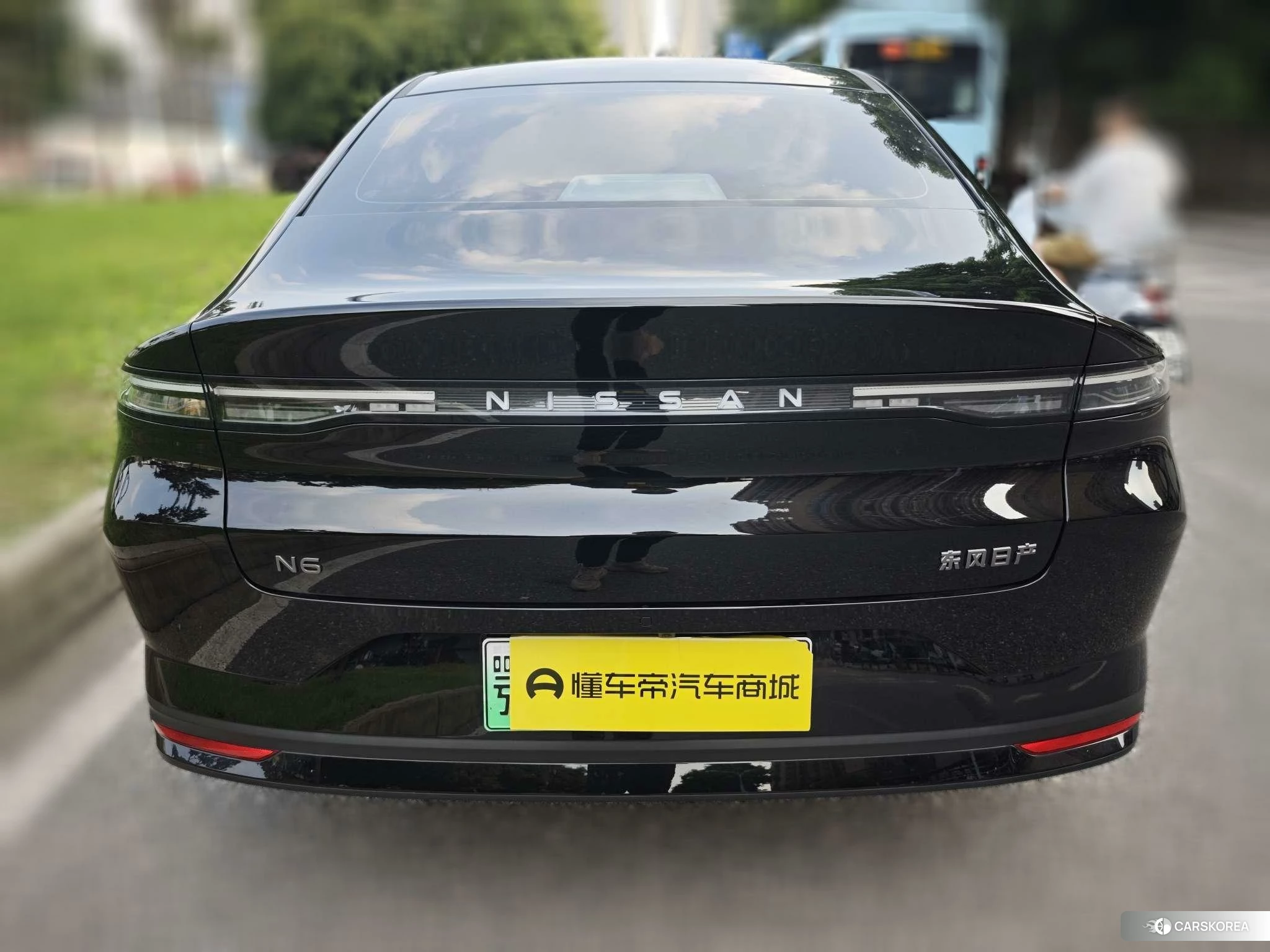 Nissan N6 id 4467778 из Китая 21
