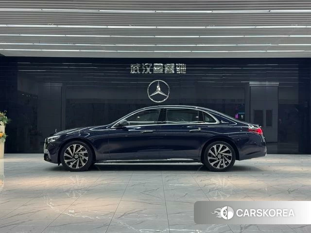 Mercedes-Benz E-class id 4353423 из Китая 20