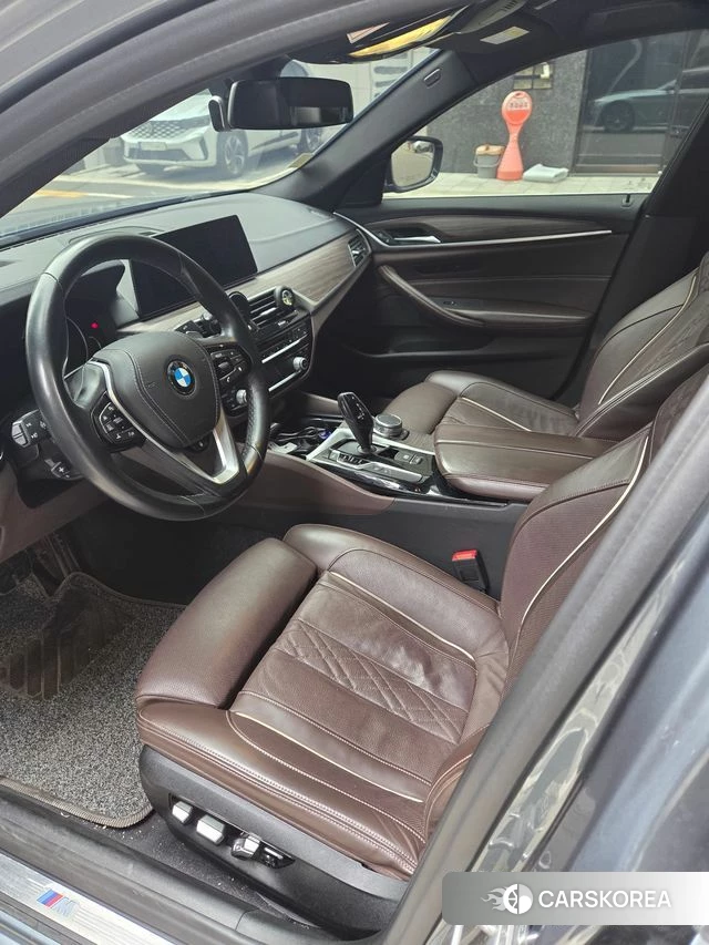 BMW 5 Series (G30) id 4620641 из Кореи 14