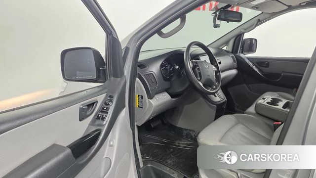 Hyundai The New Grand Starex id 4582162 из Кореи 34