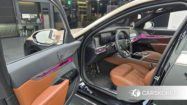 BMW 7 Series (G70) id 4640277 из Кореи 20