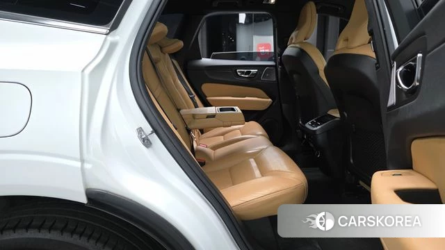 Volvo XC60 second Generation id 4285140 из Кореи 33
