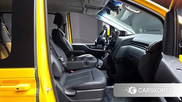 Hyundai Staria id 3769919 из Кореи 20