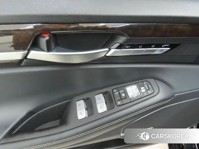 Genesis G90 id 4331021 из Кореи 20