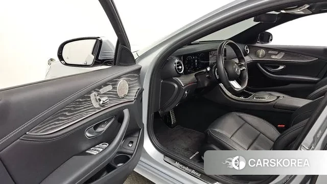 Mercedes-Benz E-Class W213 id 3437989 из Кореи 20