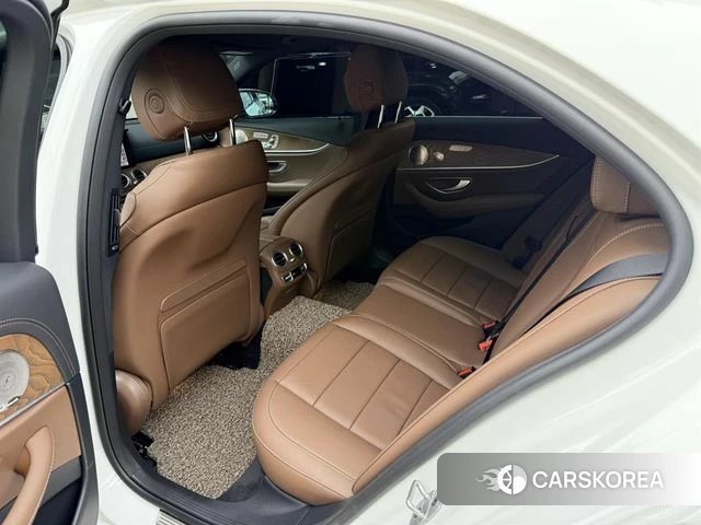 Mercedes-Benz E-Class W213 id 4562309 из Кореи 20
