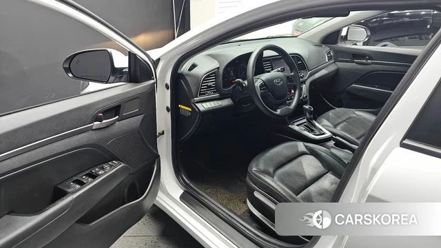 Hyundai Avante AD id 4483214 из Кореи 20
