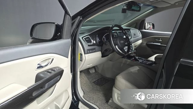 Kia The New Carnival id 3936713 из Кореи 20