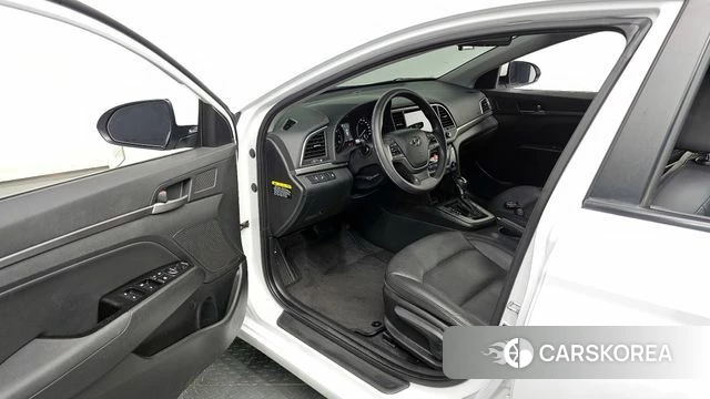 Hyundai Avante AD id 4345848 из Кореи 20