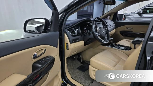 Kia The New Carnival id 4698528 из Кореи 32