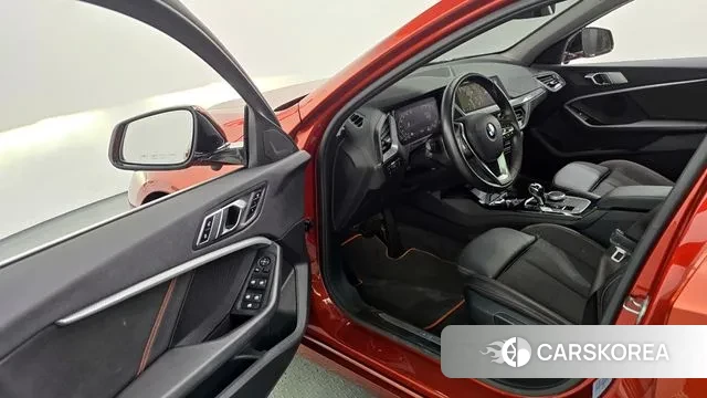 BMW 1 Series (F40) id 3788339 из Кореи 20