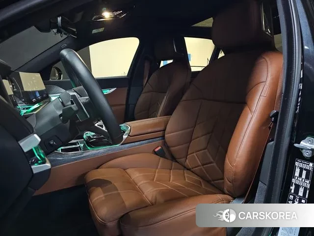 BMW 7 Series (G70) id 3659057 из Кореи 20