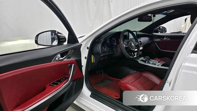 Kia Stinger id 4390489 из Кореи 20