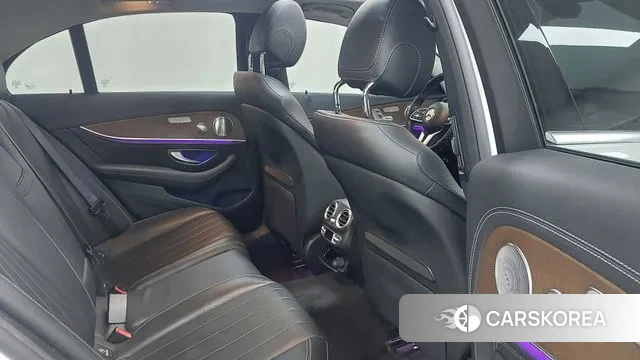 Mercedes-Benz E-Class W213 id 3621983 из Кореи 17