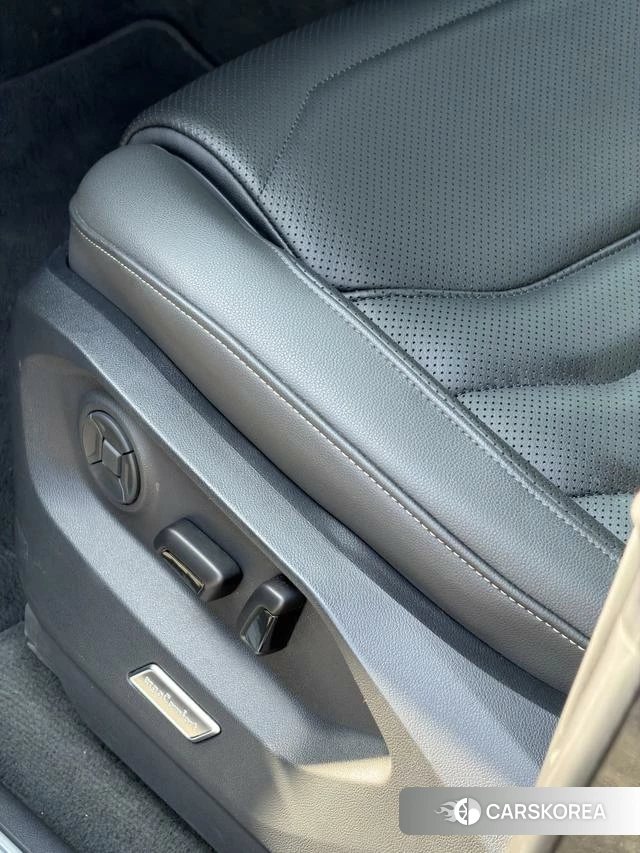 Volkswagen Touareg id 4212641 из Китая 18